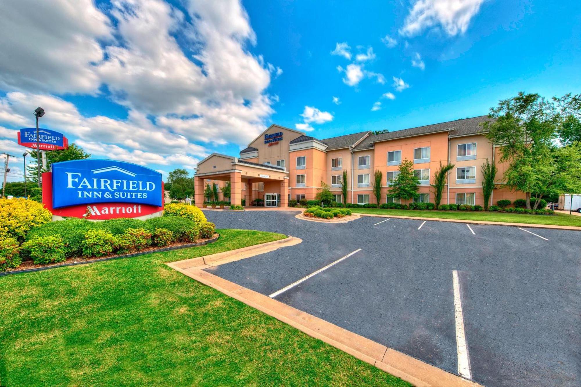 Fairfield By Marriott Russellville Exterior photo