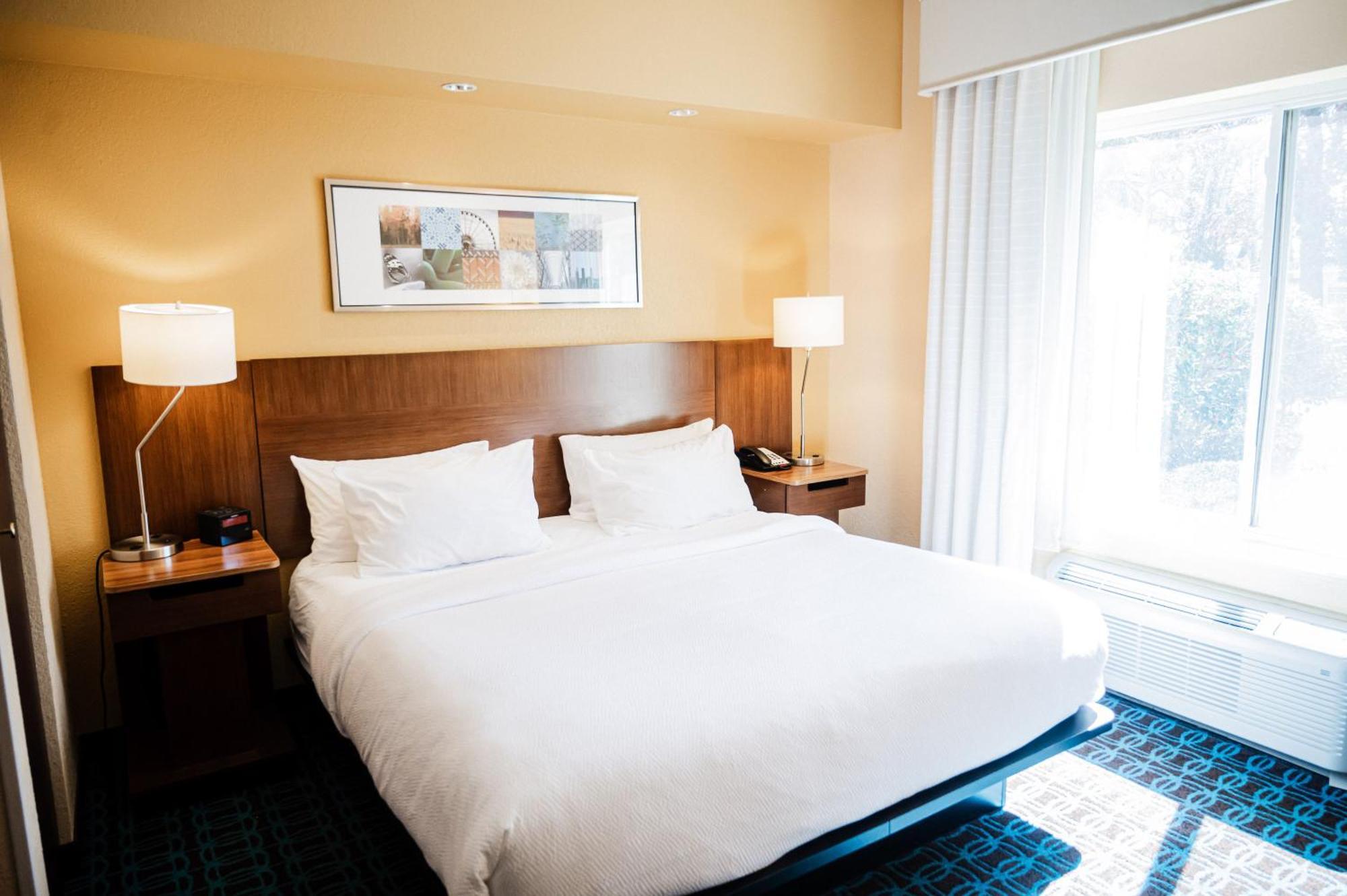 Fairfield By Marriott Russellville Exterior photo