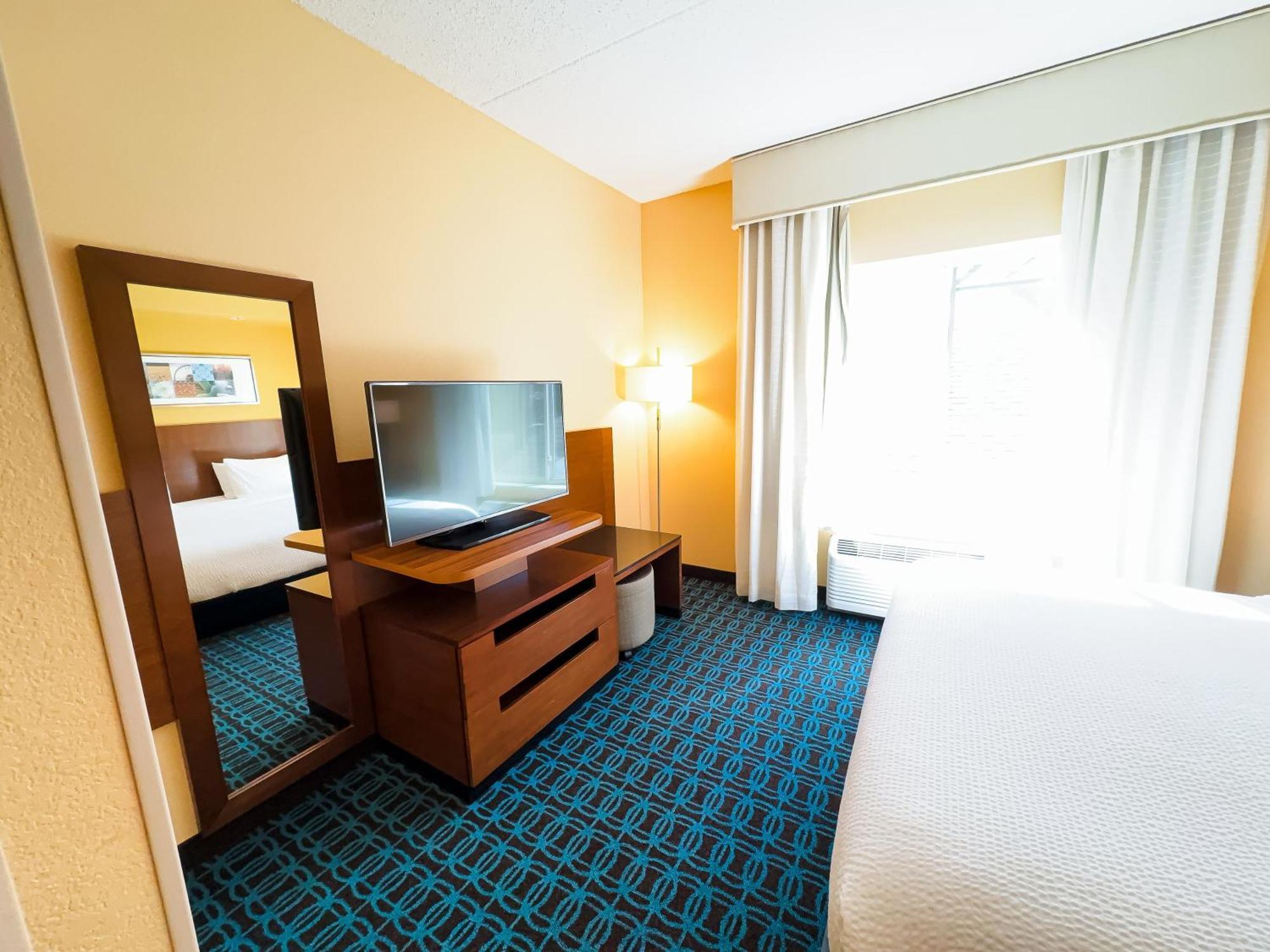 Fairfield By Marriott Russellville Exterior photo