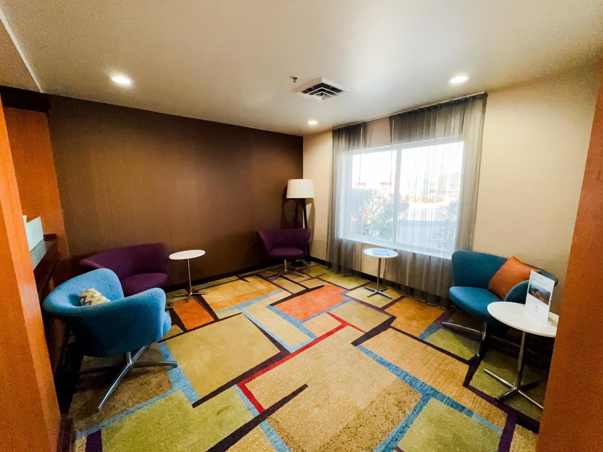Fairfield By Marriott Russellville Exterior photo